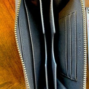 MK wallet